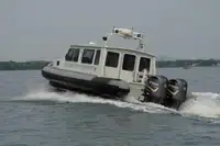 巡逻艇 待售