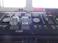 滚装船 待售