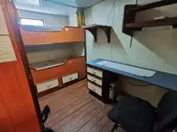 供应船 待售