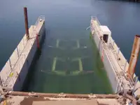 驳船 待售
