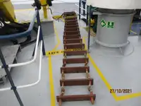 冷藏船 待售