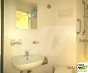 住宿驳船 待售