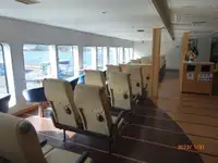 渡轮 待售