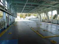 登陆艇，坦克 待售