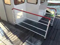 集装箱船 待售