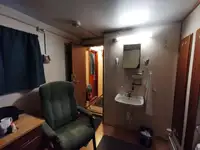 滚装船 待售