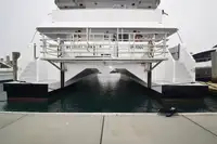 双体船 待售