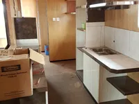 登陆艇，坦克 待售