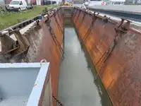 拖船 待售