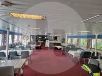 渡轮 待售