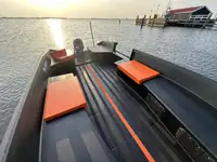 工作船 待售