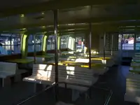 渡轮 待售