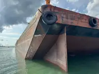 驳船 待售