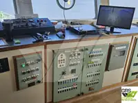登陆艇，坦克 待售