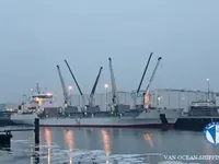 冷藏船 待售