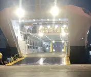 RoPax船 待售
