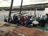 工作船 待售