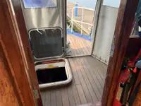 引航船 待售