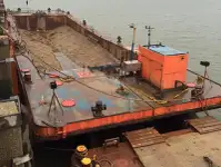 驳船 待售