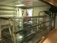 渡轮 待售