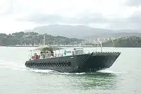 登陆艇，坦克 待售