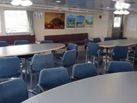 RoPax船 待售