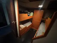 渡轮 待售
