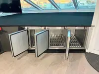 邮轮 待售