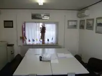 驳船 待售