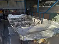 工作船 待售