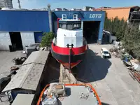 拖船 待售