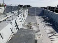 登陆艇，坦克 待售
