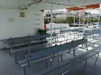 渡轮 待售