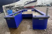 渡轮 待售