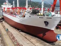 冷藏船 待售