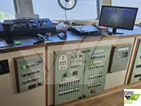 登陆艇，坦克 待售