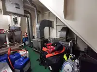 滚装船 待售