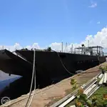 登陆艇，坦克 待售