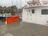 海上风电场服务船 待售