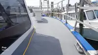 渡轮 待售