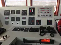 拖船 待售