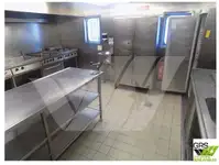住宿驳船 待售