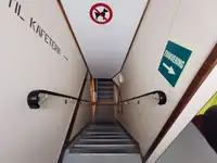 滚装船 待售