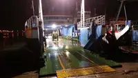 滚装船 待售
