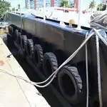 登陆艇，坦克 待售