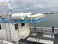 工作船 待售