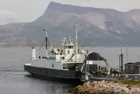 滚装船 待售