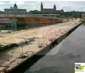 驳船 待售