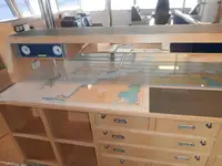 集装箱船 待售