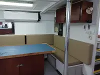 集装箱船 待售